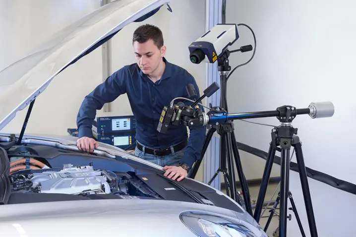 PolyXperts engineering services, e.g. operational modal analysis on motor run-up